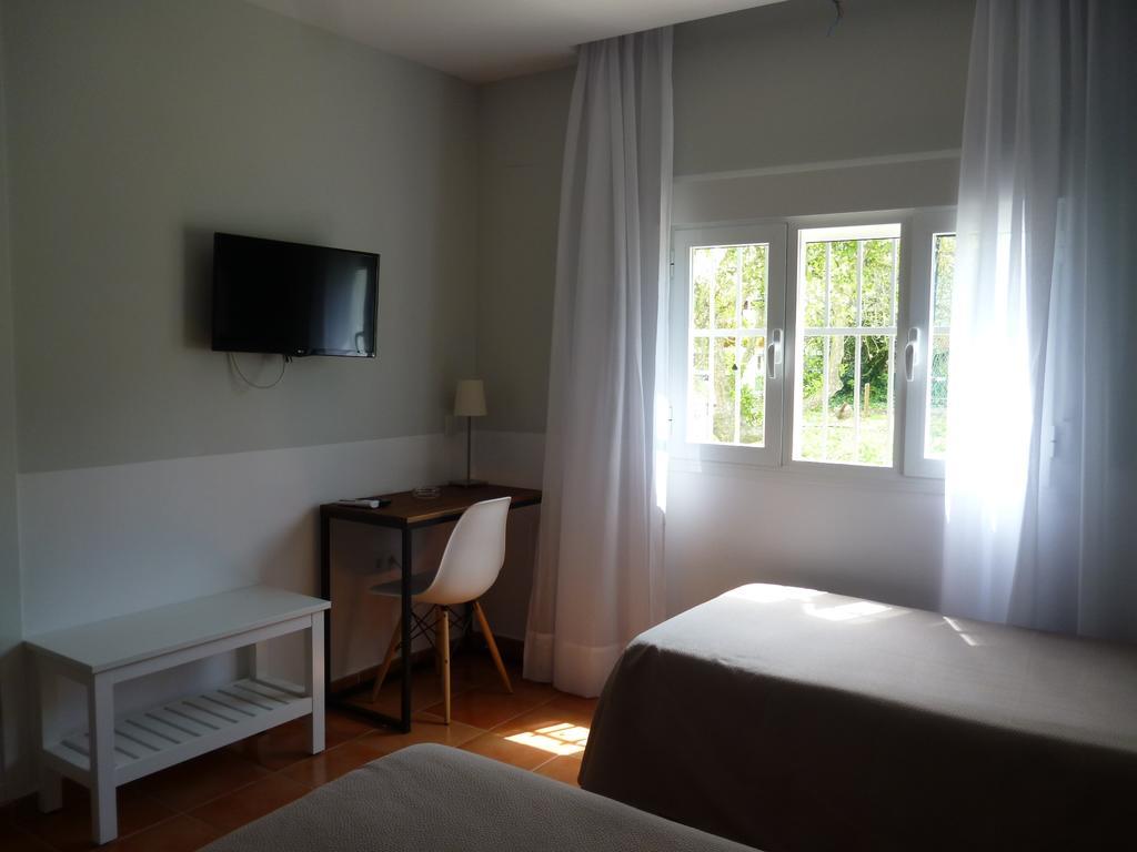 Hostal Las Cumbres Conil De La Frontera Exterior photo
