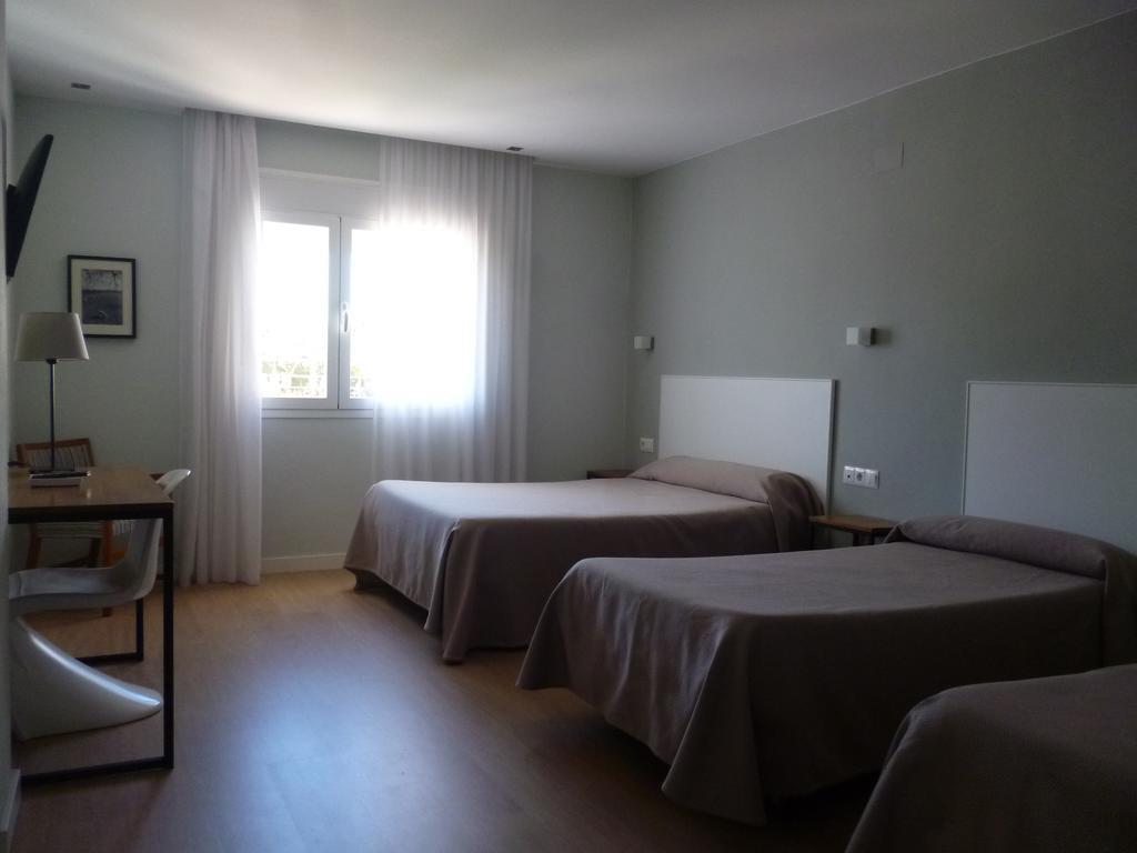 Hostal Las Cumbres Conil De La Frontera Exterior photo